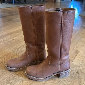 Frye Campus 14L -size 7 1/2, color -Saddle